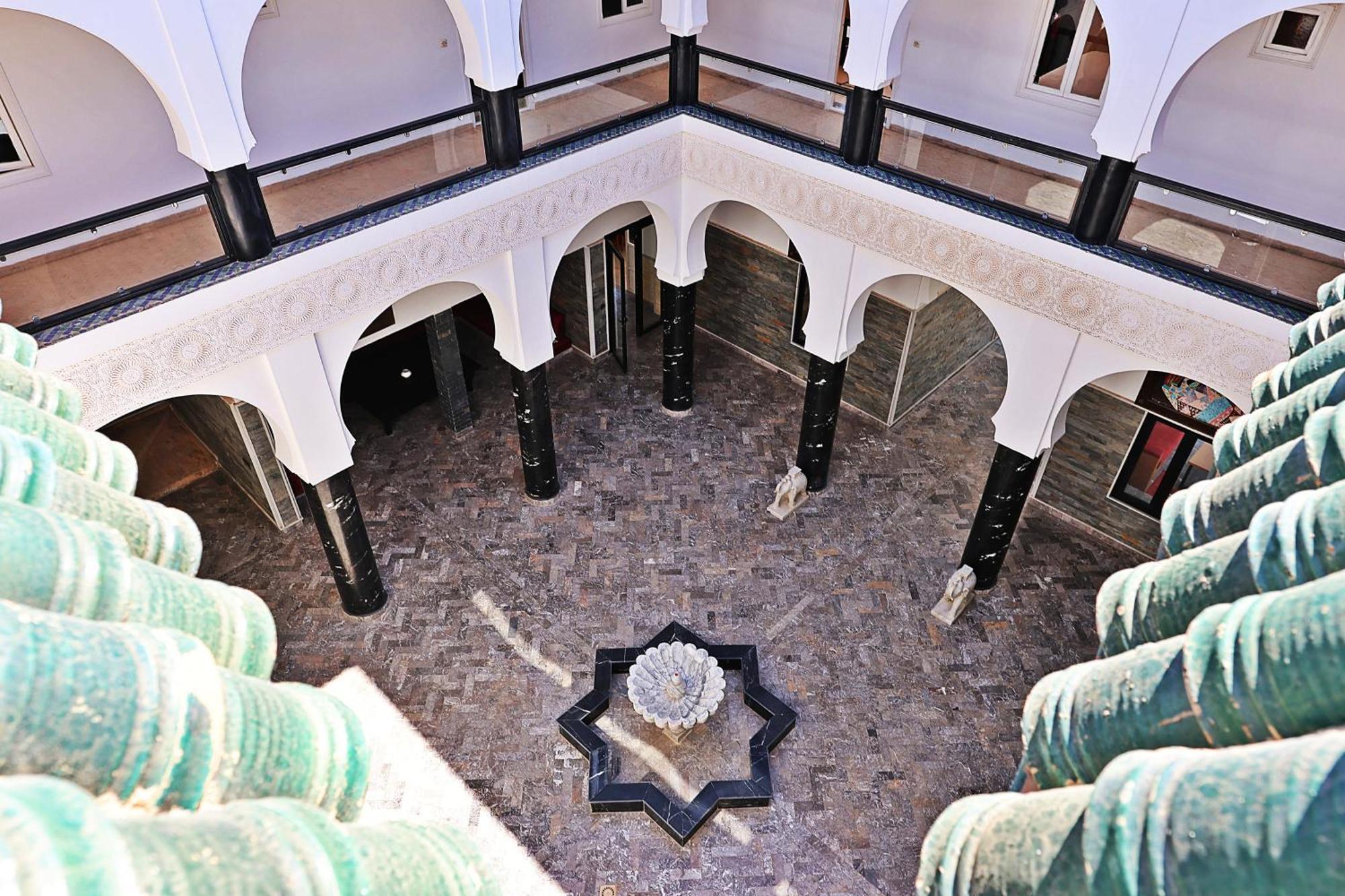 Hotel Calipau Riad Maison D'Hotes Дахла Экстерьер фото